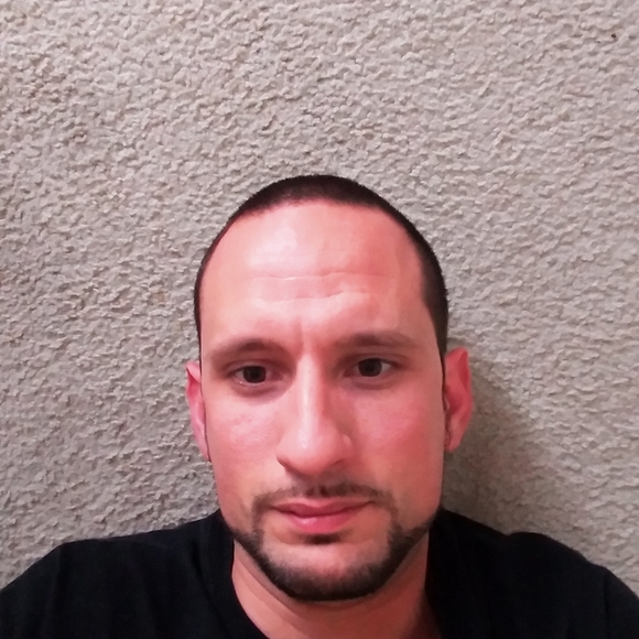 Meet your Posher, Reynaldo - Picture 8 of 10